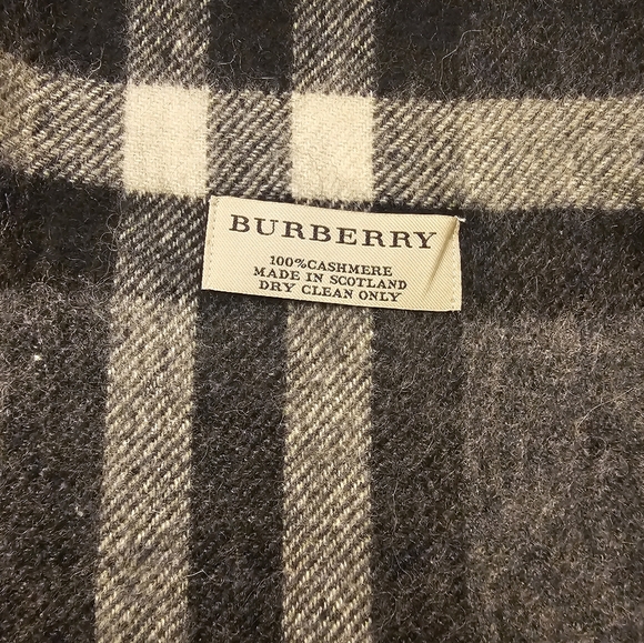 Burberry Dark Grey Cashmere Scarf - Picture 2 of 4